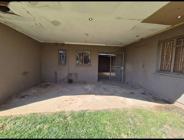 3 BEDROOM HOUSE FOR SALE IN SONLAND PARK